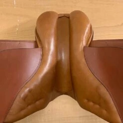 Stubben Close Contact Saddle - 16" 7 Stubben Close Contact Saddle - 16" -Best Saddle Shop 22 Stubben IMG 7310