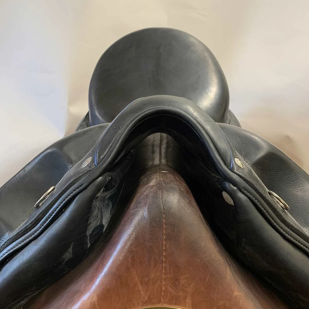 Devoucoux Makala Dressage - 17.5" 2 Devoucoux Makala Dressage - 17.5" - Image 2