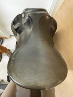 KN Dressage Saddle 17 3/4" CHS -Best Saddle Shop IMG 1155