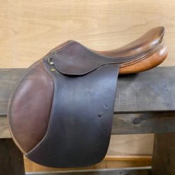 Dominus Close Contact Saddle 17.5 HAI