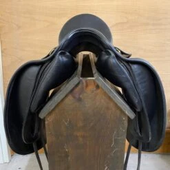 Sommer Diplomat Dressage Saddle 18" SOA -Best Saddle Shop IMG 8116 scaled