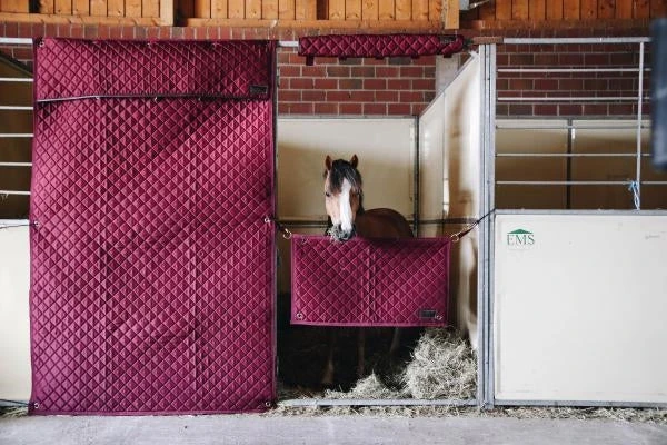 Kentucky Stable Curtain 5 Kentucky Stable Curtain - Image 5