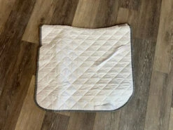 Equimode Dressage Saddle Pads -Best Saddle Shop image5 55c7ae35 a595 4023 827a e8f9747dd007